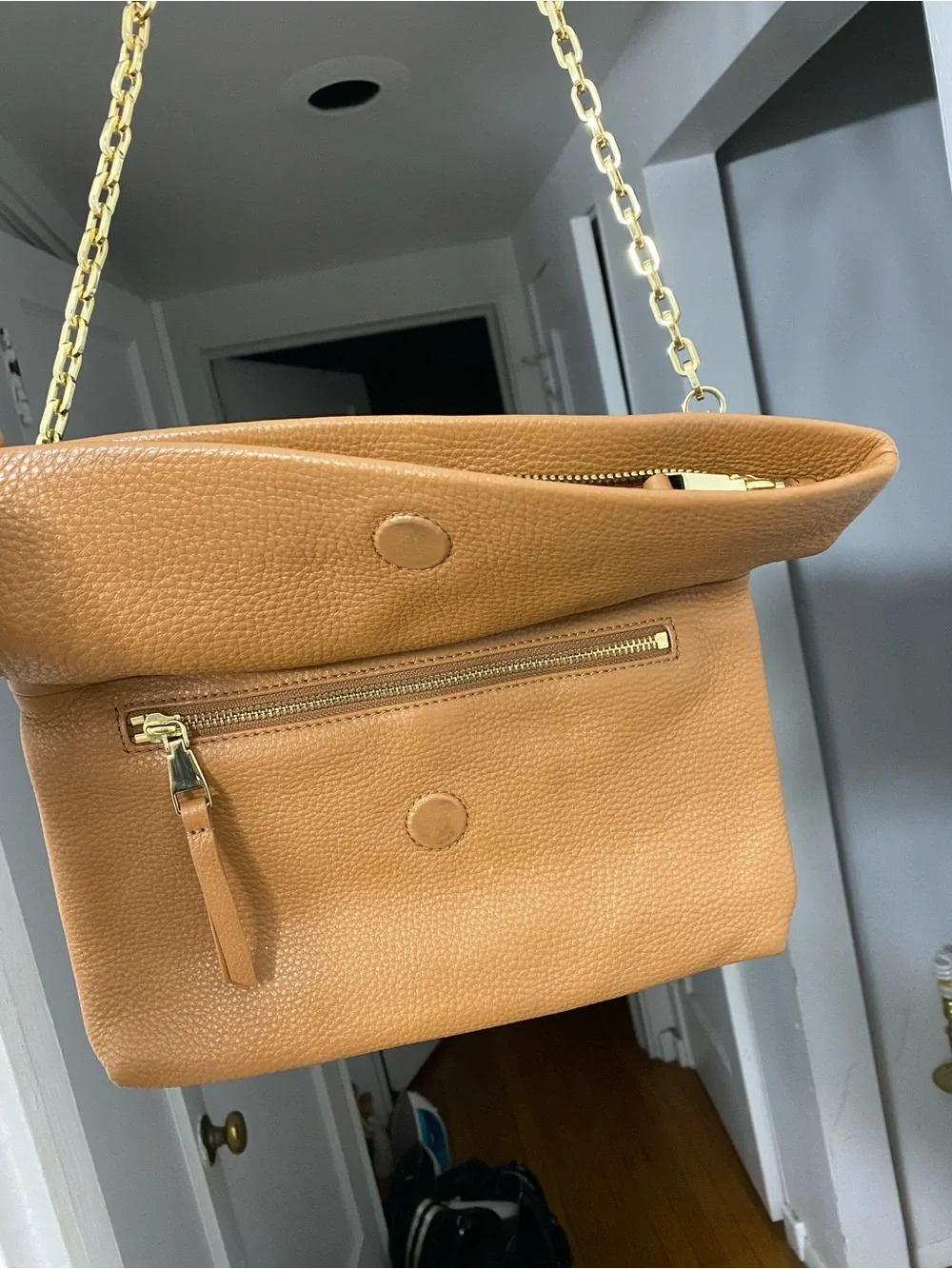 Tory Burch Tan Pebble  Foldover Crossbody Shoulder Clutch Purse Soft Leather